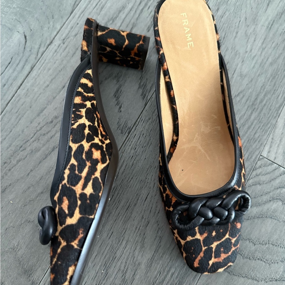 Frame Le Isla Leopard Print Mule Heel - Picture 2 of 6